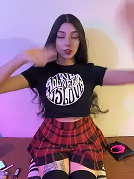 Felicia smok3 online show from 02-02-26, 03:49