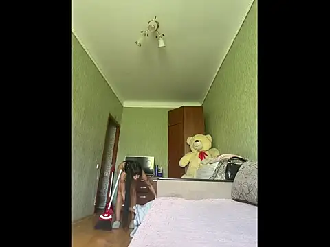 Snapshot of Miss_Flexi_fit chatting on 05-28-26, 10:56 Miss Flexi fit online show from 05-28-26, 10:56