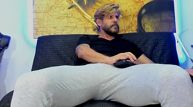 Snapshot of johny_bluexxx chatting on 01-30-25, 05:09 johny bluexxx online show from 01-30-25, 05:09