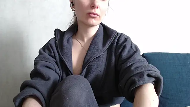 Snapshot of Jennna_Maya chatting on 04-13-26, 09:26 Jennna Maya online show from 04-13-26, 09:26