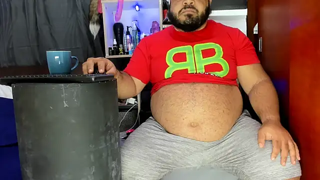 Snapshot of Latino_bigcock chatting on 01-10-25, 12:49 Latino bigcock online show from 01-10-25, 12:49