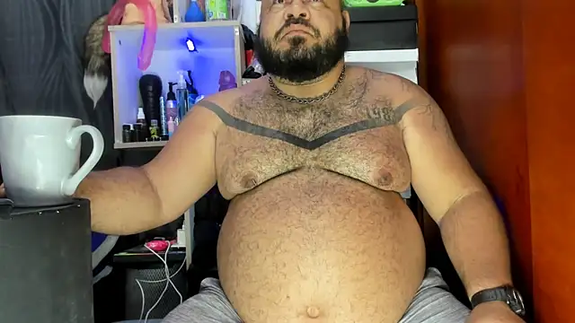 Snapshot of Latino_bigcock chatting on 01-10-25, 05:02 Latino bigcock online show from 01-10-25, 05:02