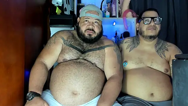 Snapshot of Latino_bigcock chatting on 01-18-25, 02:23 Latino bigcock online show from 01-18-25, 02:23