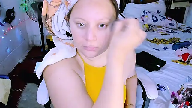 SofiaOlivares online show from 09-13-25, 11:15