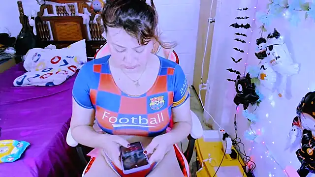 SofiaOlivares online show from 09-22-25, 05:26