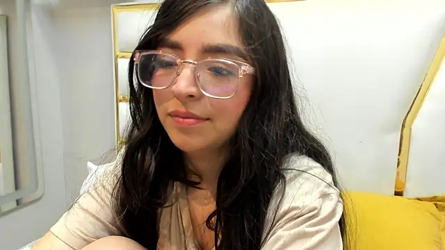 Eva Macalliter online show from 03-09-25, 08:51