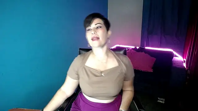 Sunny rayz  online show from 06-20-26, 10:18