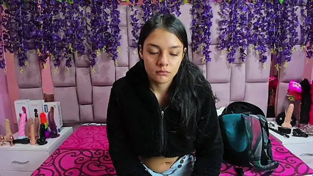 Snapshot of Bich_Anal_ chatting on 01-14-25, 12:56 Bich Anal  online show from 01-14-25, 12:56