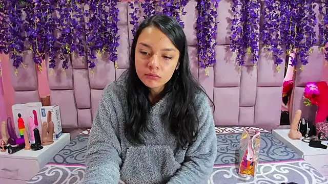 Snapshot of Bich_Anal_ chatting on 01-23-25, 01:13 Bich Anal  online show from 01-23-25, 01:13