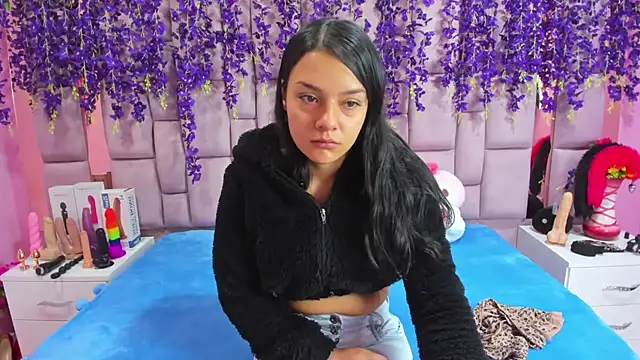 Snapshot of Bich_Anal_ chatting on 01-29-25, 01:38 Bich Anal  online show from 01-29-25, 01:38