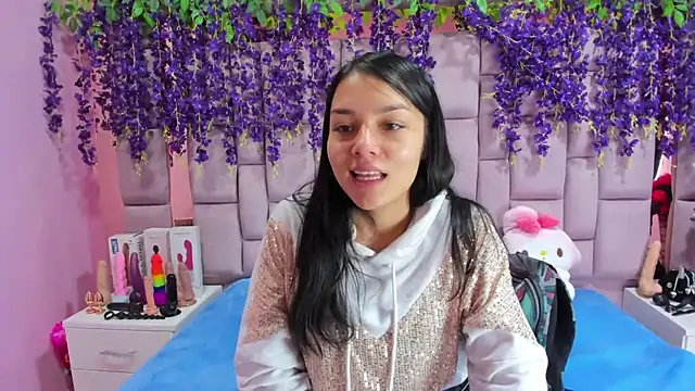 Snapshot of Bich_Anal_ chatting on 02-01-25, 01:20 Bich Anal  online show from 02-01-25, 01:20