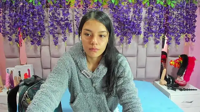 Snapshot of Bich_Anal_ chatting on 02-04-25, 01:27 Bich Anal  online show from 02-04-25, 01:27