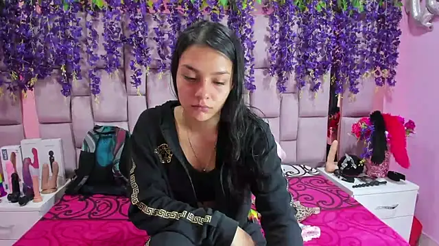 Snapshot of Bich_Anal_ chatting on 02-17-25, 01:21 Bich Anal  online show from 02-17-25, 01:21