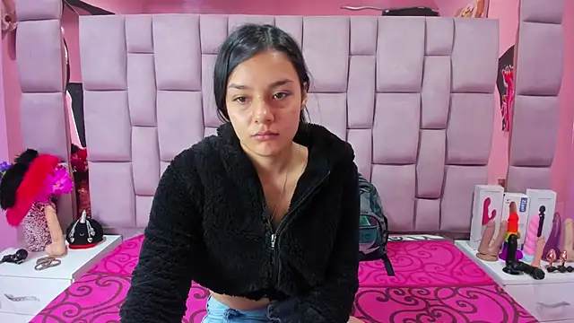 Snapshot of Bich_Anal_ chatting on 02-25-25, 01:50 Bich Anal  online show from 02-25-25, 01:50