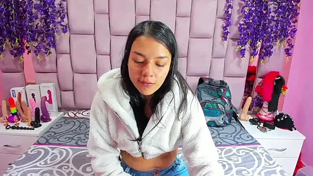 Snapshot of Bich_Anal_ chatting on 03-08-25, 01:36 Bich Anal  online show from 03-08-25, 01:36