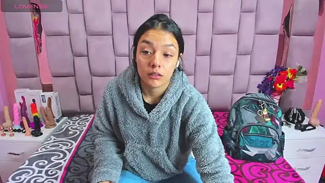 Snapshot of Bich_Anal_ chatting on 03-14-25, 01:35 Bich Anal  online show from 03-14-25, 01:35