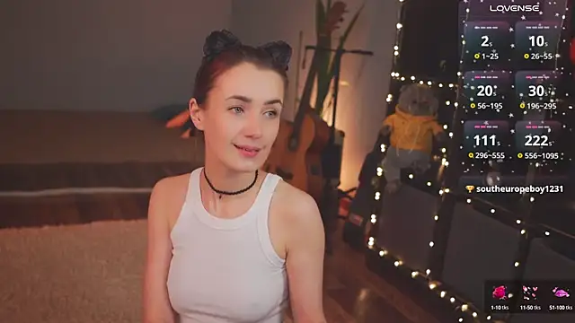 Snapshot of bananya_kitty chatting on 02-06-25, 04:58 bananya kitty online show from 02-06-25, 04:58