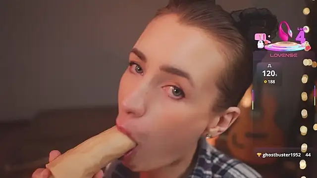 Snapshot of bananya_kitty chatting on 02-24-25, 11:21 bananya kitty online show from 02-24-25, 11:21