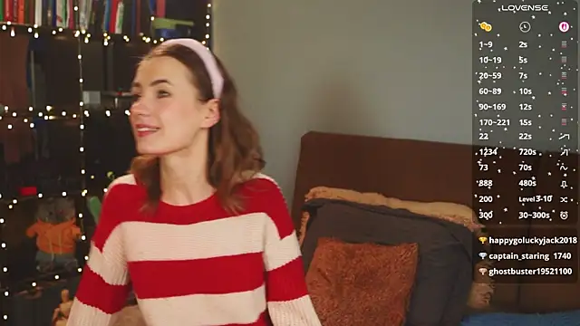 Snapshot of bananya_kitty chatting on 12-17-25, 08:26 bananya kitty online show from 12-17-25, 08:26