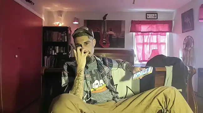 RoosterWabbit online show from 01-15-25, 07:23