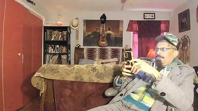 RoosterWabbit online show from 03-15-25, 09:16