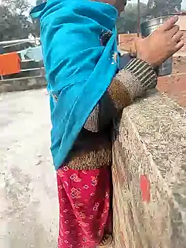 COUPLLE VILLAGE online show from 12-24-24, 04:22