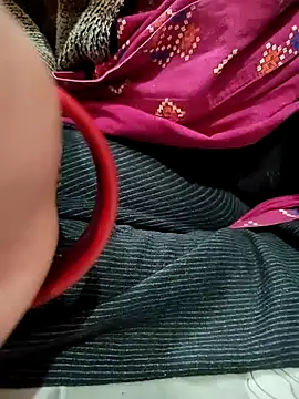 COUPLLE VILLAGE online show from 01-09-25, 11:25