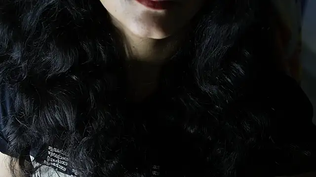 Snapshot of -AyeshaSinghania- chatting on 05-01-26, 06:34 -AyeshaSinghania- online show from 05-01-26, 06:34