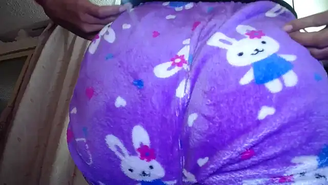 daleska ayala 1 online show from 01-26-25, 08:13