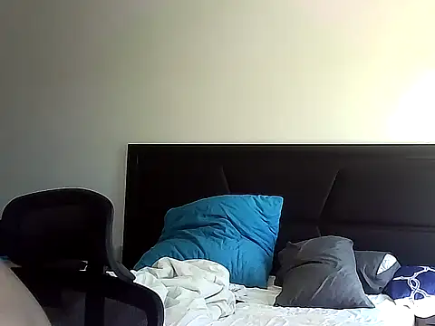 Snapshot of Yardie_bone chatting on 03-09-26, 09:46 Yardie bone online show from 03-09-26, 09:46