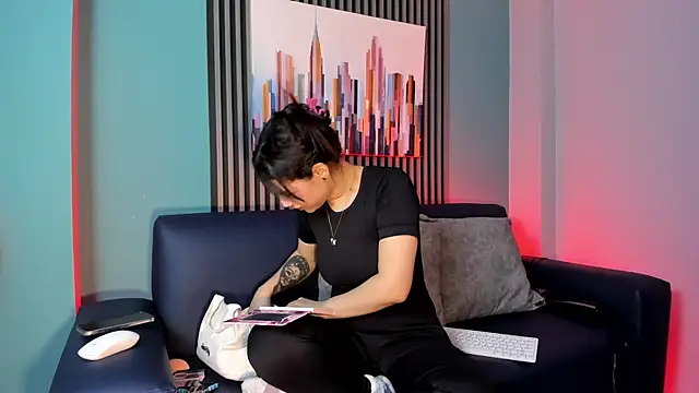 emily roberts1 online show from 10-02-25, 01:07