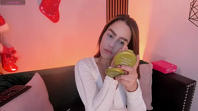 emily roberts1 online show from 12-05-25, 05:05