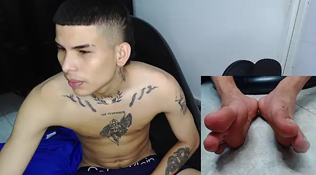 hot king20 online show from 02-08-25, 06:01