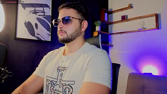 Andrew Brown online show from 10-13-25, 04:40