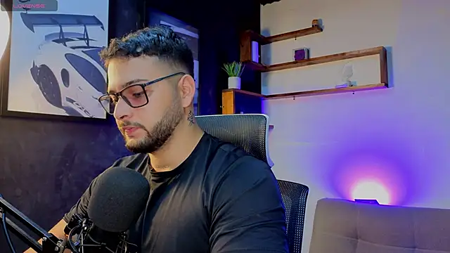 Andrew Brown online show from 10-17-25, 03:47