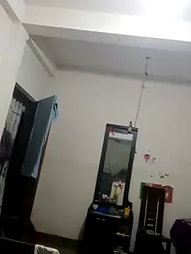 Snapshot of MoveableVerse chatting on 02-22-26, 01:20 MoveableVerse online show from 02-22-26, 01:20