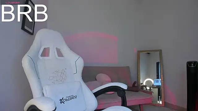 sweet pink  online show from 05-11-26, 04:04