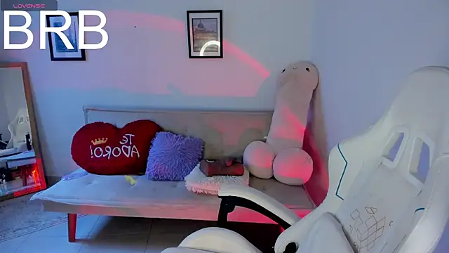 sweet pink  online show from 05-29-26, 01:31