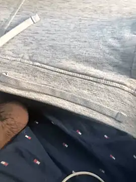 Snapshot of Lun4chuut chatting on 03-01-25, 02:02 Lun4chuut online show from 03-01-25, 02:02