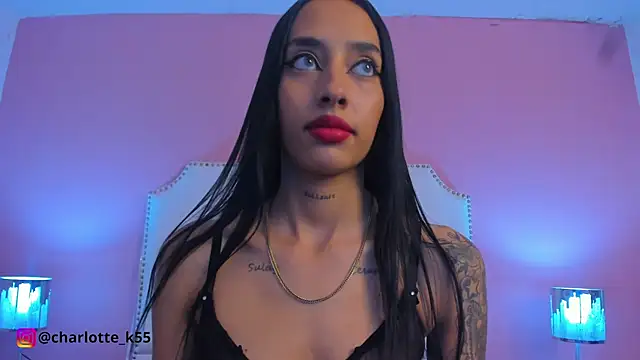 Snapshot of charlotte_kisss chatting on 12-09-24, 08:12 charlotte kisss online show from 12-09-24, 08:12