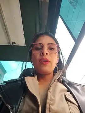 Snapshot of Astrid-- chatting on 06-01-26, 03:14 Astrid-- online show from 06-01-26, 03:14