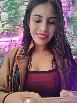 Astrid-- online show from 06-18-26, 03:16