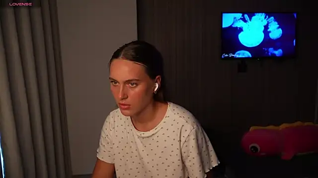 HarleyDeess online show from 06-28-26, 12:16