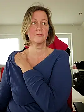 MarleneBloem online show from 03-12-25, 04:24