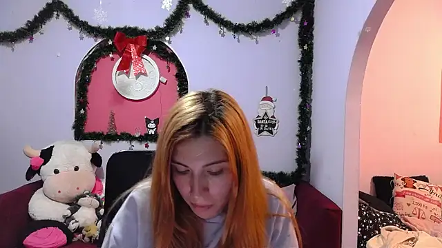 Snapshot of ValentinaMiller_ chatting on 12-17-24, 11:38 ValentinaMiller online show from 12-17-24, 11:38