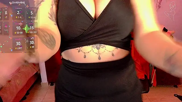 Snapshot of ValentinaMiller_ chatting on 03-21-25, 07:46 ValentinaMiller online show from 03-21-25, 07:46