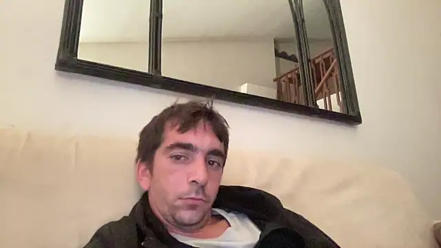 Snapshot of christ963 chatting on 10-30-25, 02:07 christ963 online show from 10-30-25, 02:07