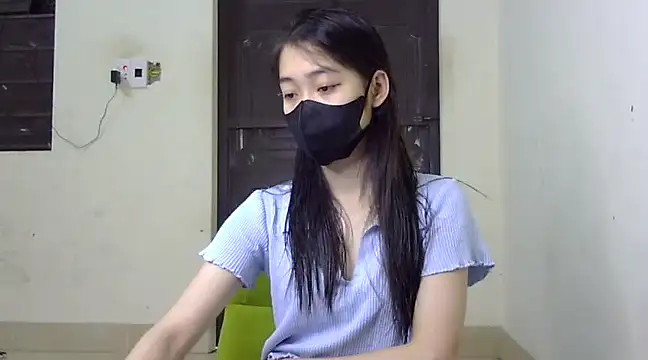 Snapshot of DA-EUN chatting on 03-03-25, 08:38 DA-EUN online show from 03-03-25, 08:38