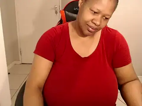 bustylisa1983 online show from 10-28-25, 06:17