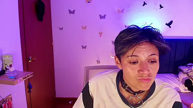 9 Fernanda 9 online show from 11-22-25, 07:51